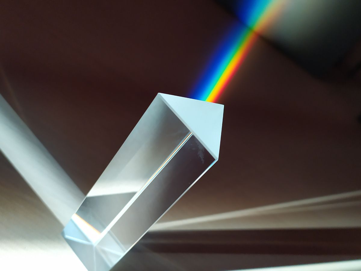 LUMEN — ブランドアイデンティティ開発